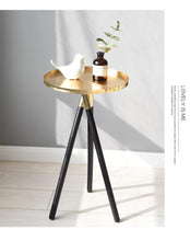 Load image into Gallery viewer, Marion - Luxurious Modern Nordic Round Coffee Table