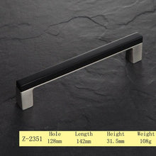 Load image into Gallery viewer, Perry - Wood Grain Kitchen Cabinet Handle