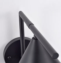 Load image into Gallery viewer, Reino - Modern Wall Lamp
