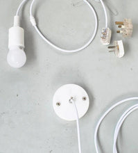 Load image into Gallery viewer, Kanya - Compressable Bamboo Pendant Light
