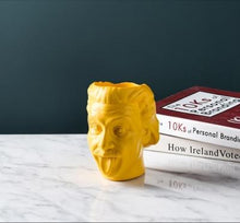 Load image into Gallery viewer, Einstein - Modern Resin Vase
