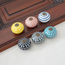 Load image into Gallery viewer, Anouk - Ceramic Macaroon Cupboard &amp; Door Handle
