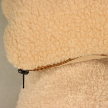 Load image into Gallery viewer, Tilly - Thick Cushion Fleece Pet Bed
