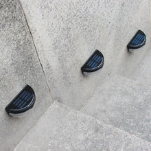 Load image into Gallery viewer, Suri - Solar Powered Outdoor LED Light
